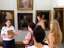 После лекции посетители рассмотрели изображение Казака хранящееся в музее